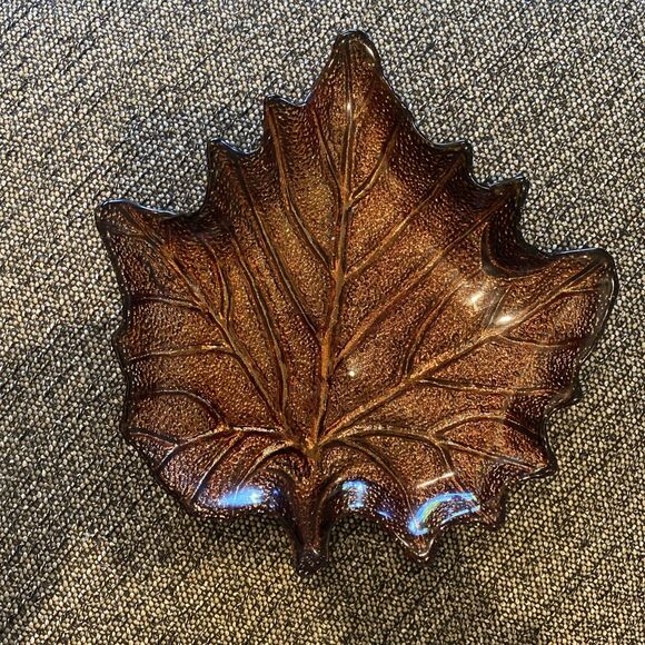 SUGAR MAPLE LEAF PLATE GLASS AMBER GLOW CHEESE CANDY SERVE DISH Sparkling - Picture 1 of 11